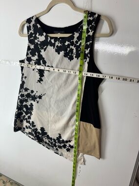 GG Collection Black, White & Beige Floral Tank Top
